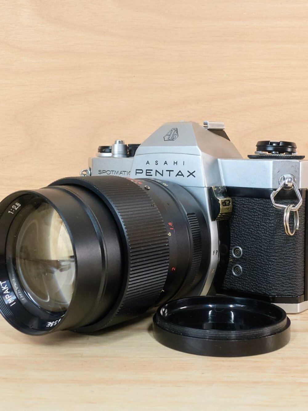 Asahi Pentax Spotmatic SP II 35mm SLR Impakt 135mm f/2.8 Lens Tested Working